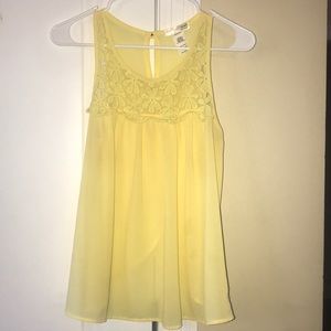 Yellow Agaci top